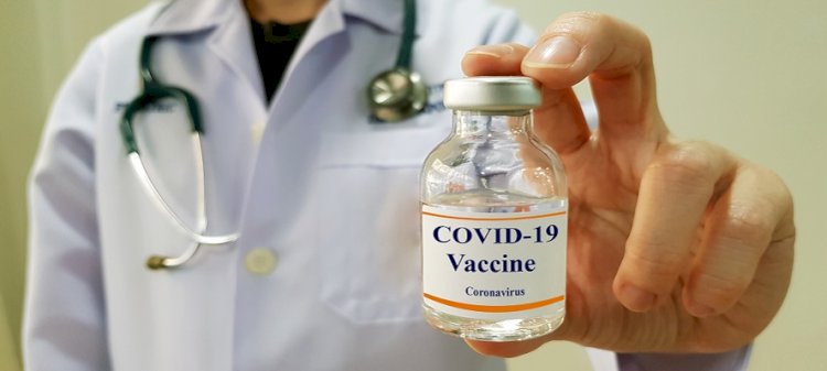 केंद्र सरकार ने दिए संकेतः बुजुर्गों और फ्रंटलाइन हेल्थ वर्कर्स के लिए जल्द अप्रूव होगी कोरोना वैक्सीन