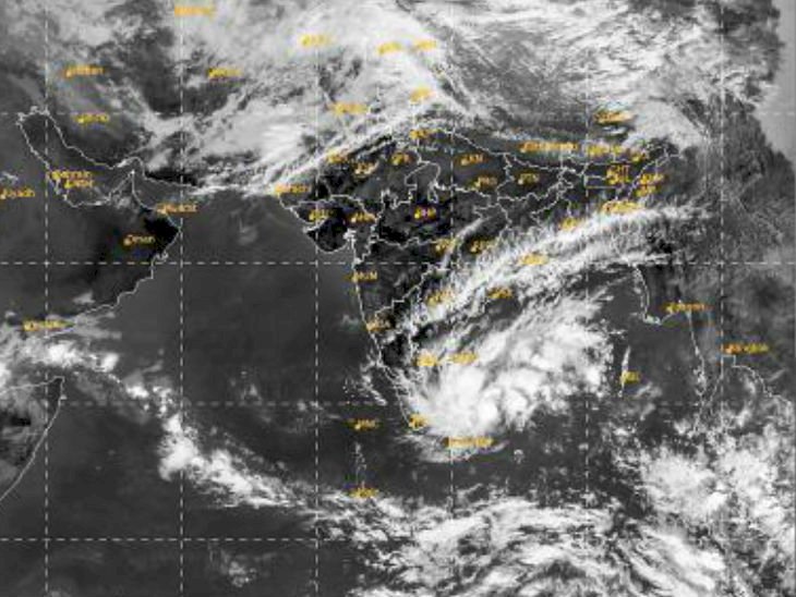 तूफान: कल तमिलनाडु व पुडुचेरी से टकराएगा साइक्लोन निवार