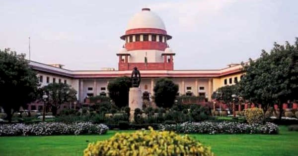 SC : क्या कुछ लोग चरमपंथियों को बचाने के लिए कर रहे कोर्ट का इस्तेमाल